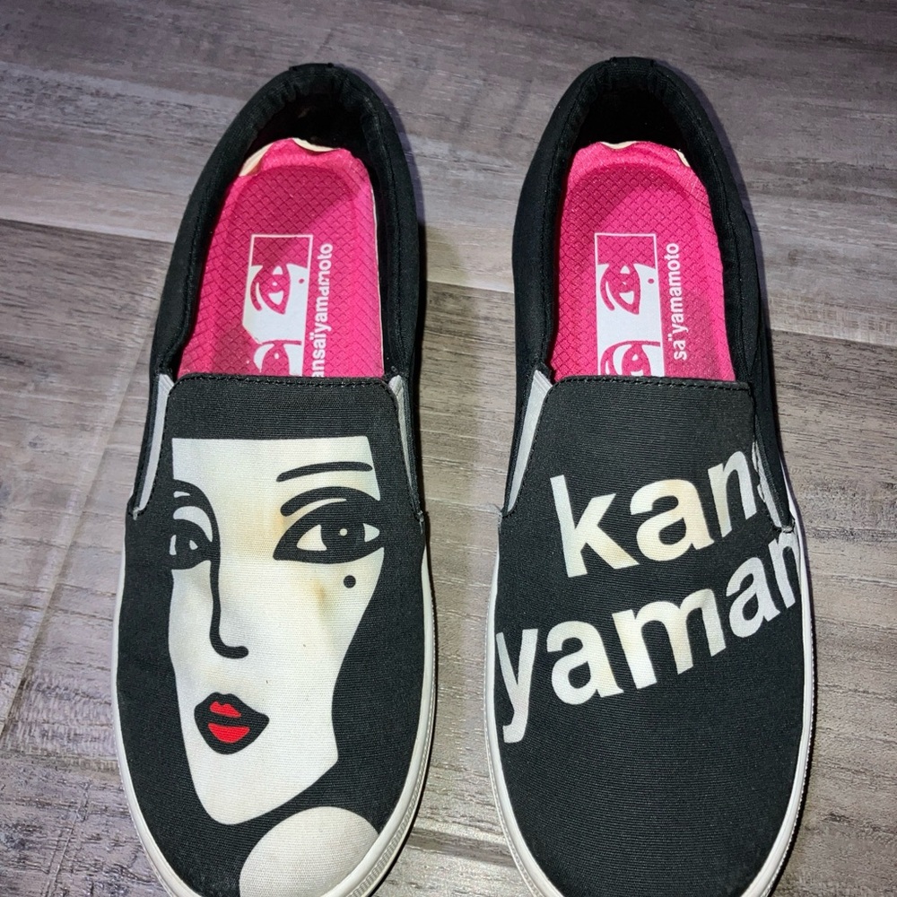 SKECHERS X KANSAI YAMAMOTO JAPAN Women’s Size 6 Canvas Slip On Sneakers